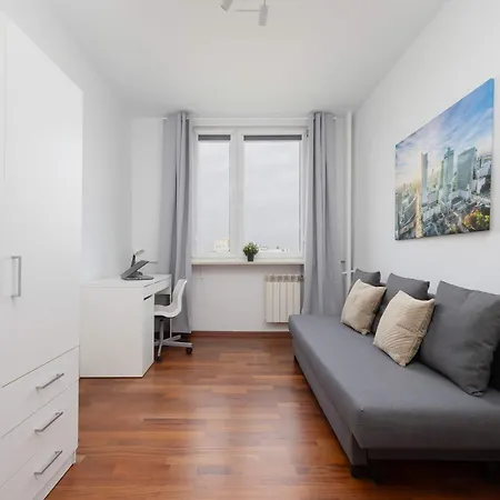 Family With Homely Atmosphere And Excellent For Remote Working By Renters Apartament *