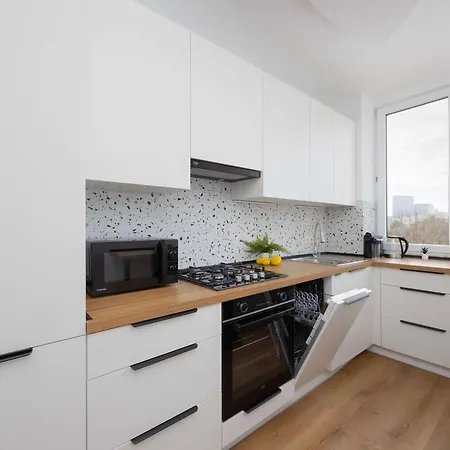 Family With Homely Atmosphere And Excellent For Remote Working By Renters Warszawa