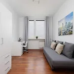 Family With Homely Atmosphere And Excellent For Remote Working By Renters Apartman *